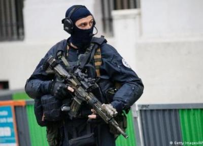 خبرنگاران محاکمه 9 ایتالیایی در فرانسه به اتهام اقدام تروریستی
