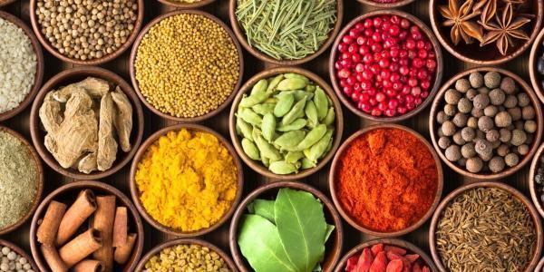 طرز تهیه ادویه پلویی در منزل